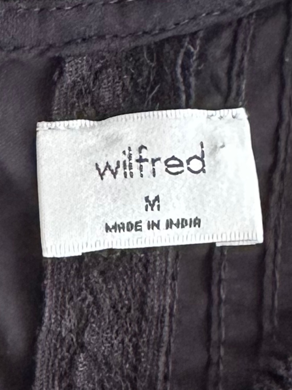 Aritzia Wilfred Wallflower Blouse Black Medium Romantic Relaxed Flowy Babydoll - Picture 3 of 10